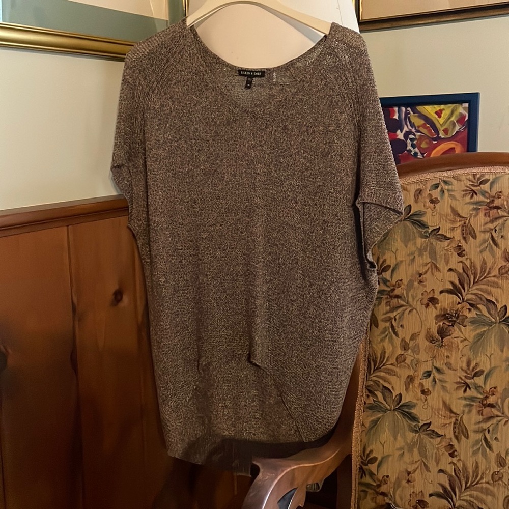Stunning Eileen Fisher high low sweater